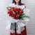 33朵红玫瑰,尤加利间插丰满,白色韩素纸外围韩式花束包装(不少于10张),白色雪梨纸内衬(不少于5张),黑色精边丝带蝴蝶结束扎,白色蕾丝缎带蝴蝶结束扎点缀,