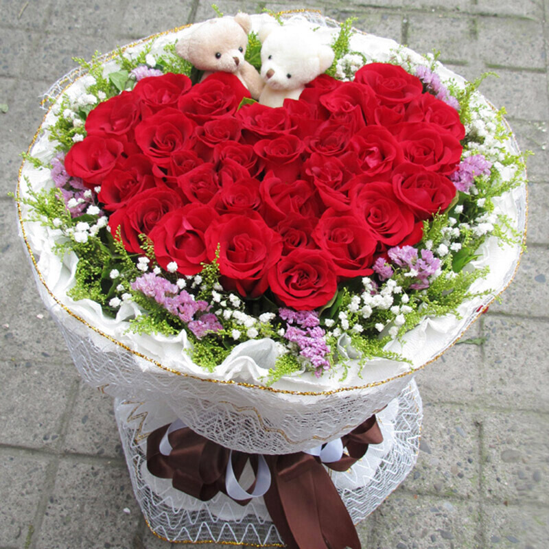 三生挚爱-33朵红玫瑰花束